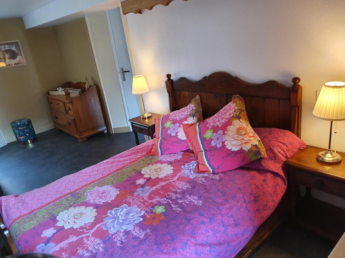 Bed and Breakfast La Ferme De Saint Julien Шарлевиль-Мезьер Номер фото